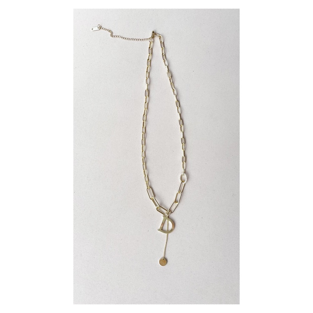 Pretty Bird D Letter Choker Pendant Necklace - Picture 5 of 6